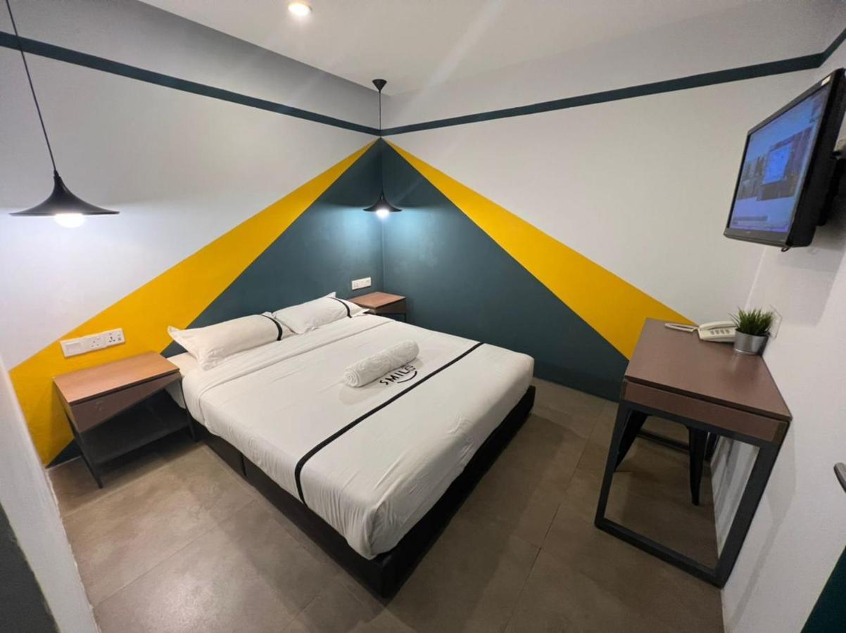 Smile Hotel Cheras Sri Permaisuri Куала-Лумпур Екстер'єр фото